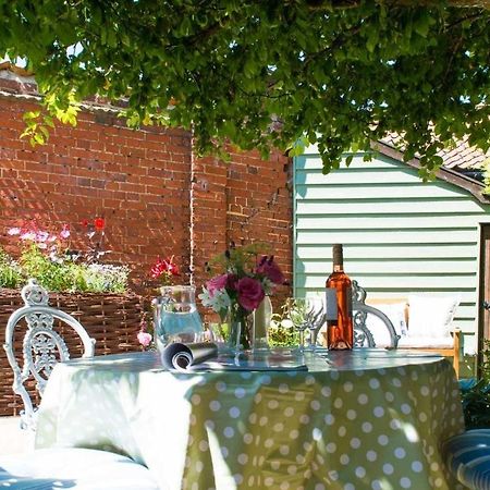Wren Cottage, A Very Cosy Historic Coastal Cottage In A Pretty Little Village Wickham Market Luaran gambar