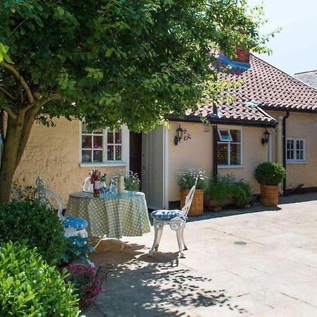Wren Cottage, A Very Cosy Historic Coastal Cottage In A Pretty Little Village Wickham Market Luaran gambar