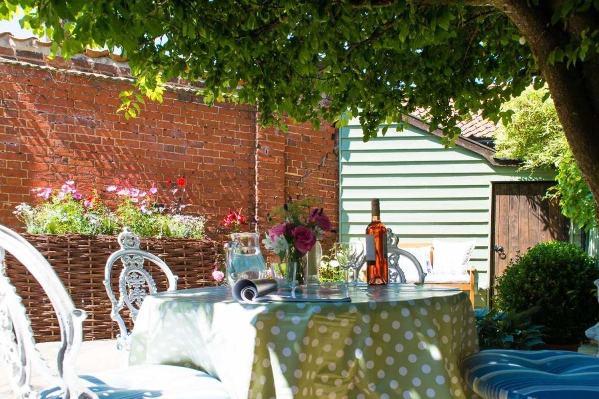 Wren Cottage, A Very Cosy Historic Coastal Cottage In A Pretty Little Village Wickham Market Luaran gambar